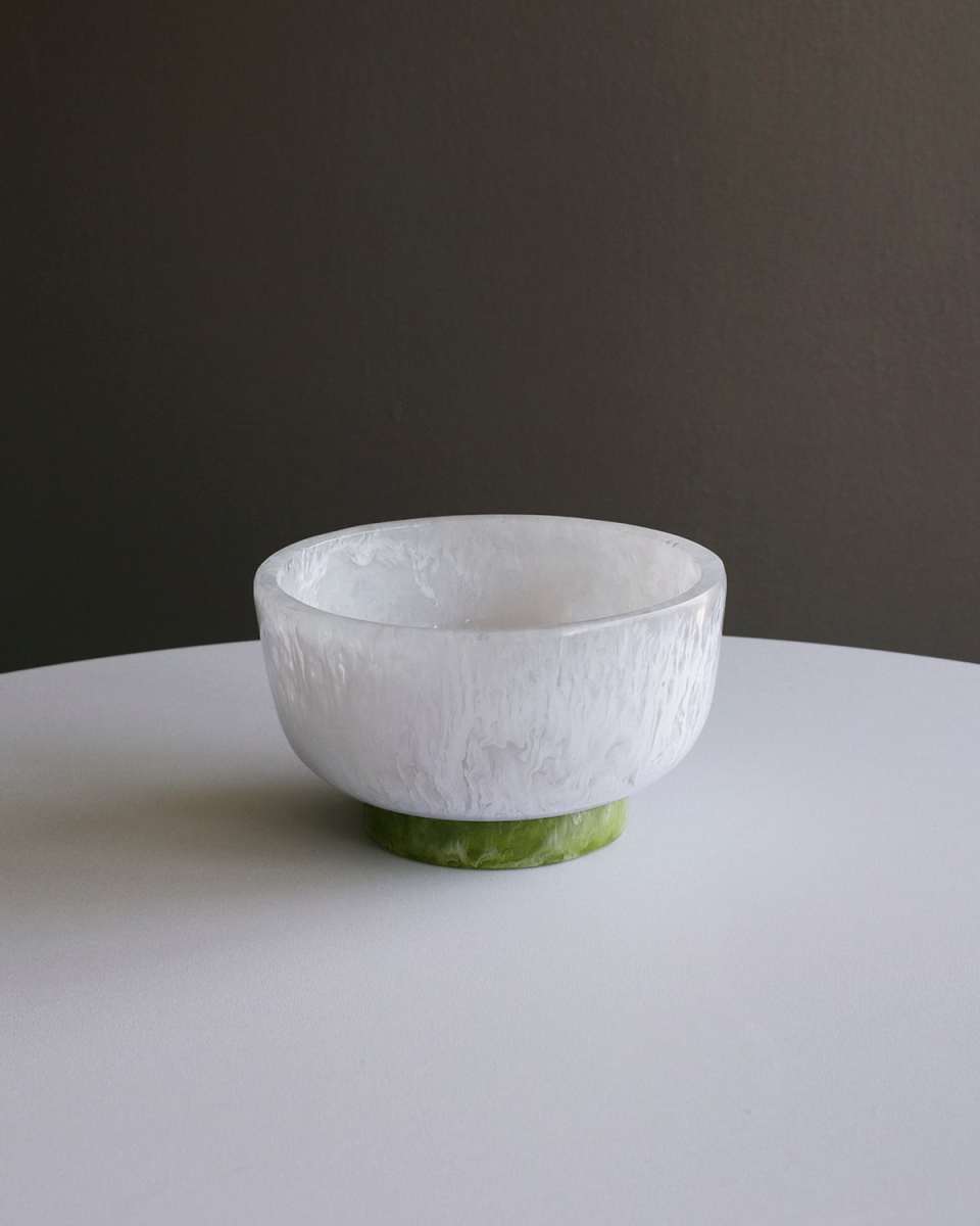 Resin Rio Small Bowl with Base